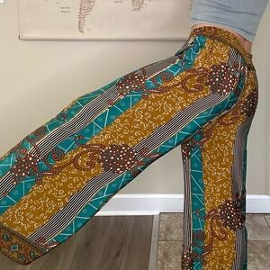 Comfy & flowy festival boho patterned pants